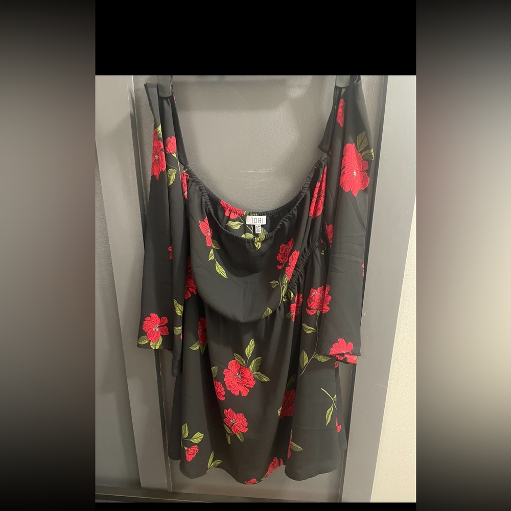 Tobi Floral Off the Shoulder Dress - worn once and was too short on me.
